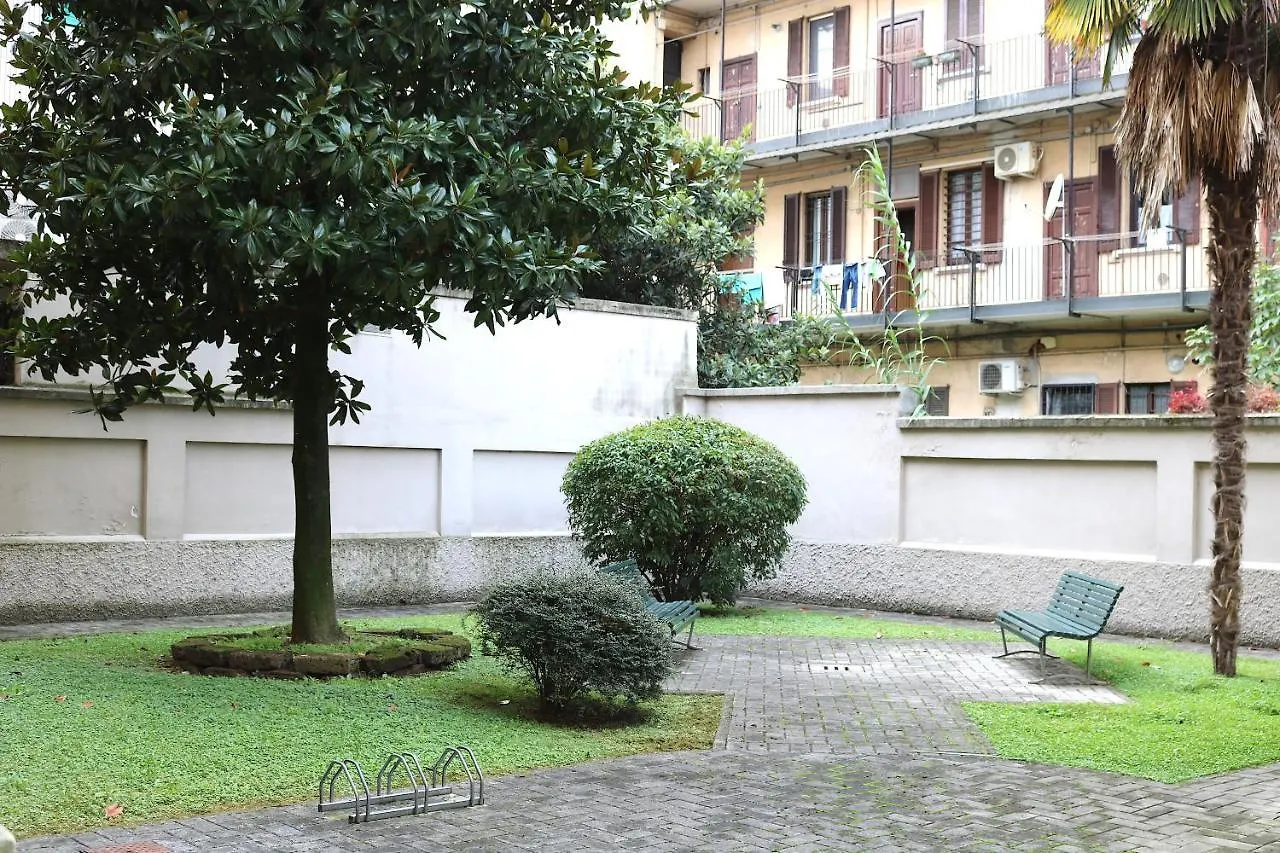 Super Milano Rogoredo Vacation Apartment - 4 People Italy