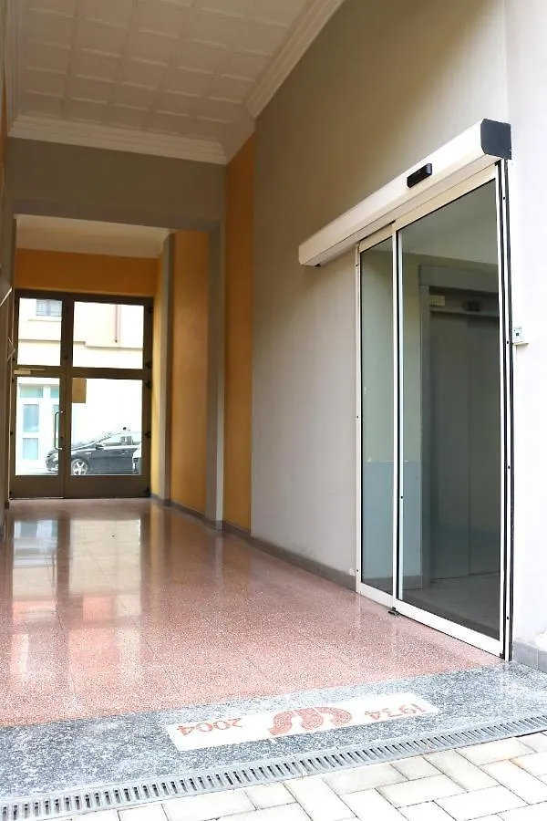 Super Milano Rogoredo Vacation Apartment - 4 People 0*, Milan